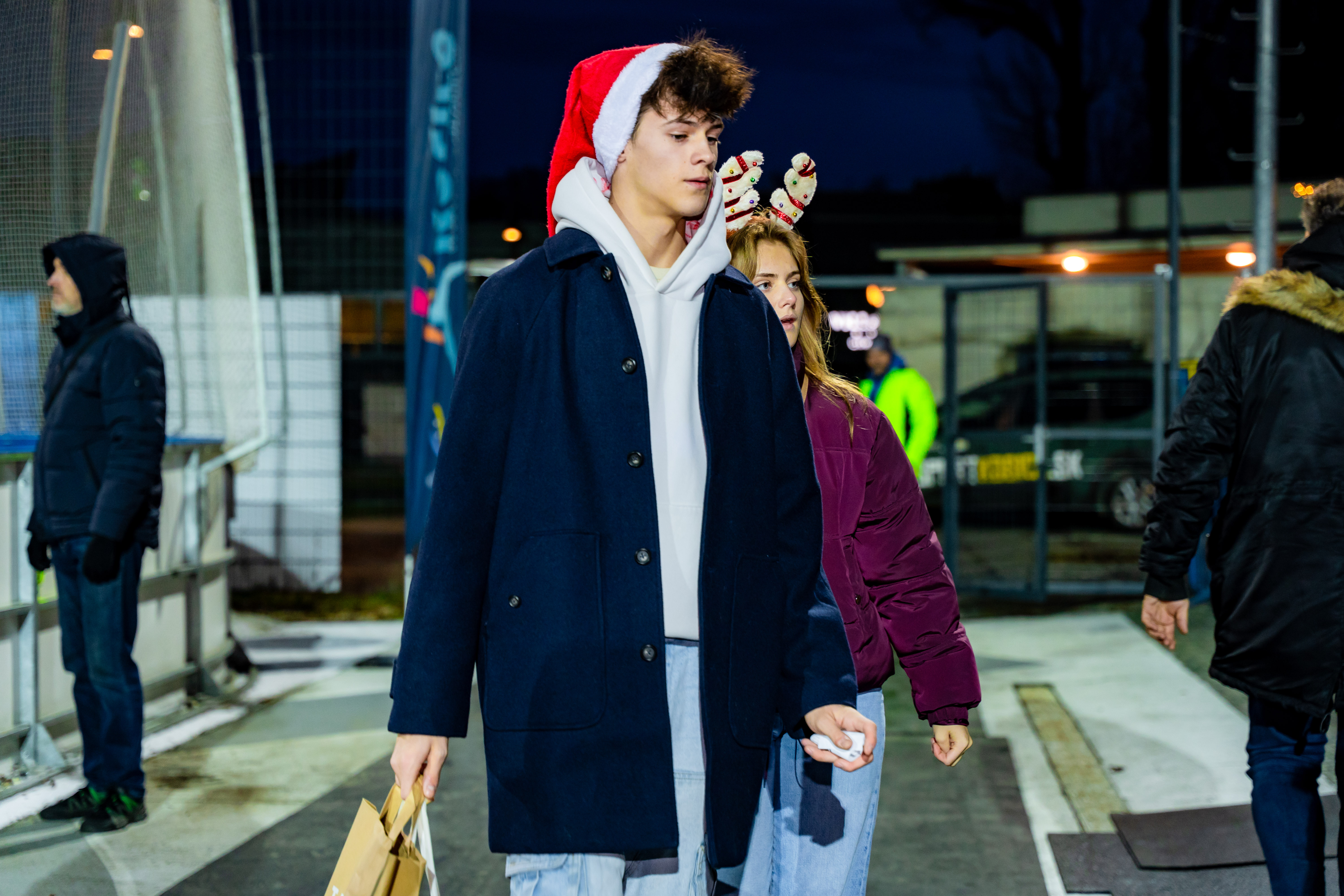 Otvorenie ladovej plochy v Mestskom parku-3